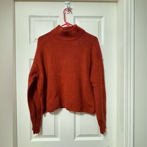 Lululemon merino wool blend ribbed turtle neck sweater size 8 euc